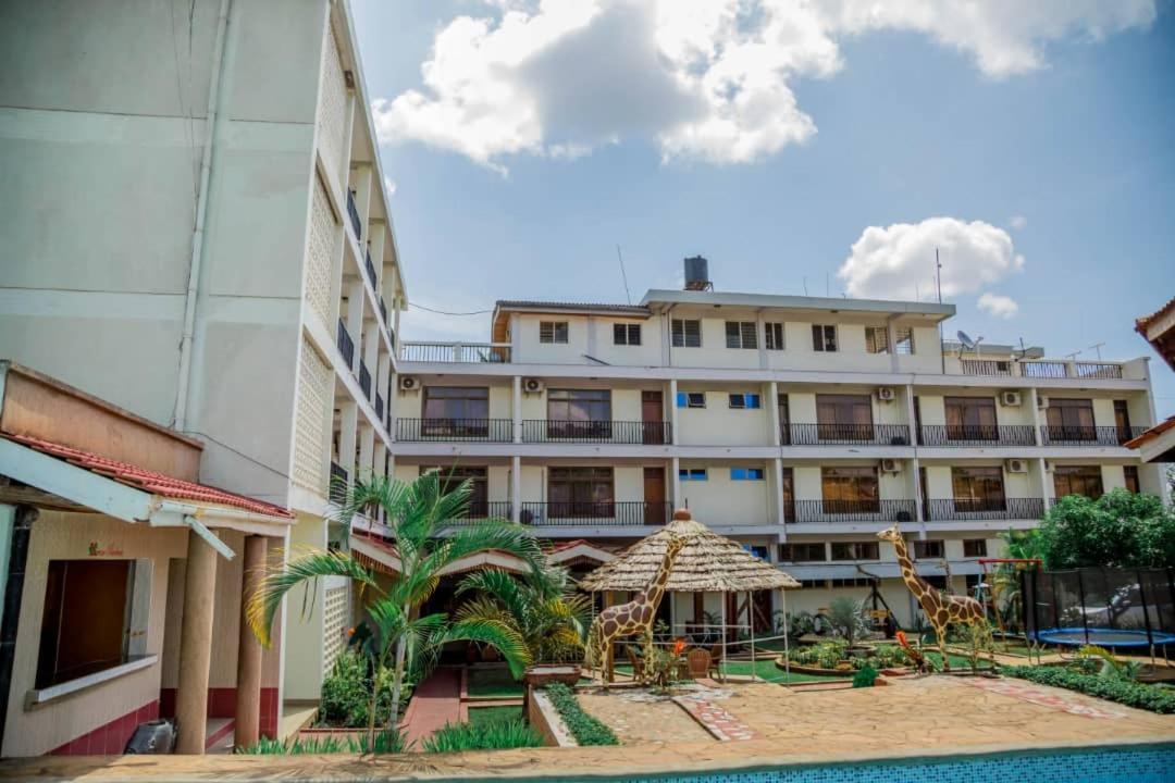 Kilimanjaro Crane Hotel Moshi Extérieur photo