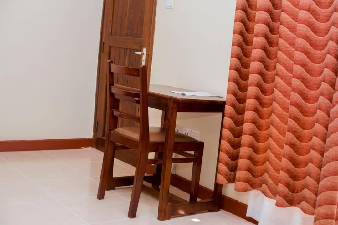 Kilimanjaro Crane Hotel Moshi Extérieur photo